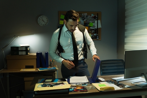 Who conducts meticulous pre-trial witness interviews in Connecticut