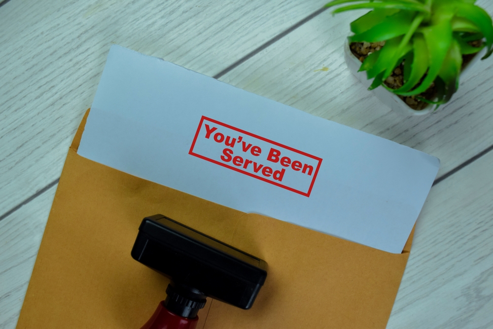 What tricks do professional process servers use?